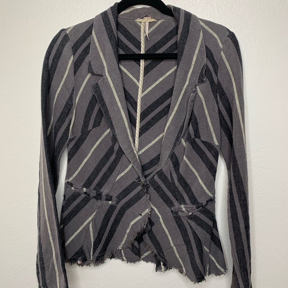 🌸Free people - grey and black blazer